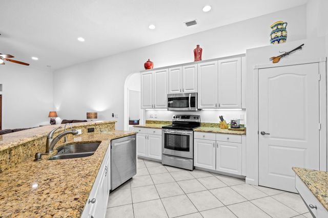 1601 Clydesdale Avenue, Wellington, FL 33414