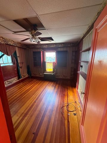 12 Roosevelt Ave, North Attleboro, MA 02760