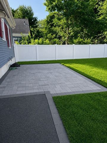 12 Roosevelt Ave, North Attleboro, MA 02760