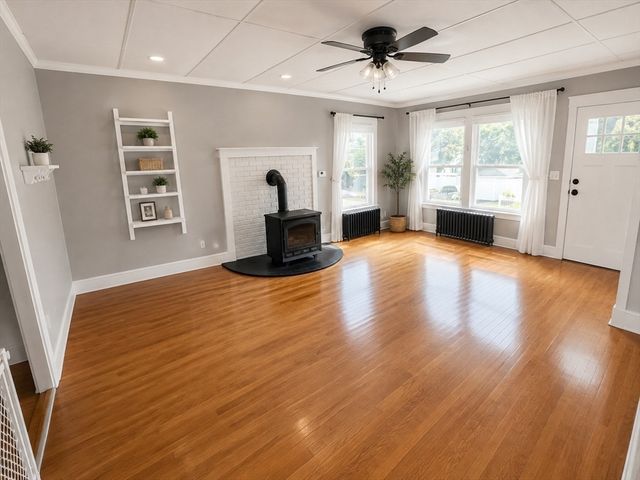 12 Roosevelt Ave, North Attleboro, MA 02760