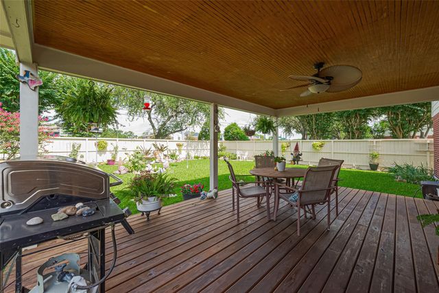 4223 Warwick Drive, Pasadena, TX 77504