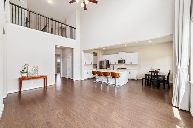 4715 Great Acre Lane, Fresno, TX 77545