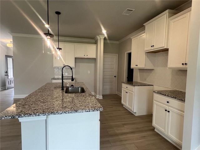 3467 Iron Hearth Bend, Snellville, GA 30039