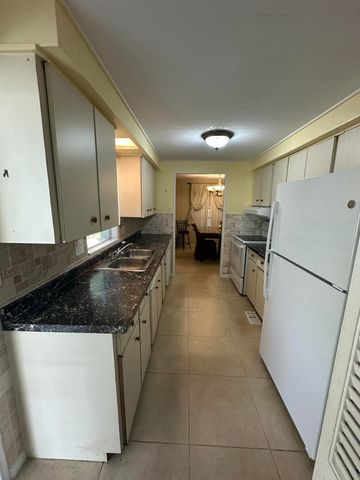 8261 E Club Road, Boca Raton, FL 33433