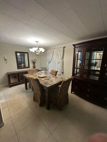 8261 E Club Road, Boca Raton, FL 33433