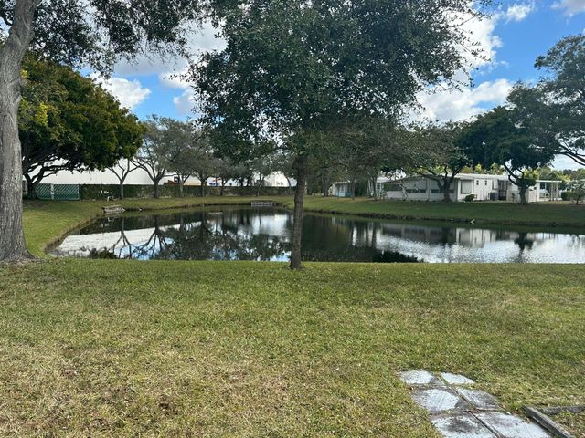 8261 E Club Road, Boca Raton, FL 33433