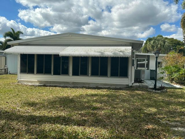 8261 E Club Road, Boca Raton, FL 33433