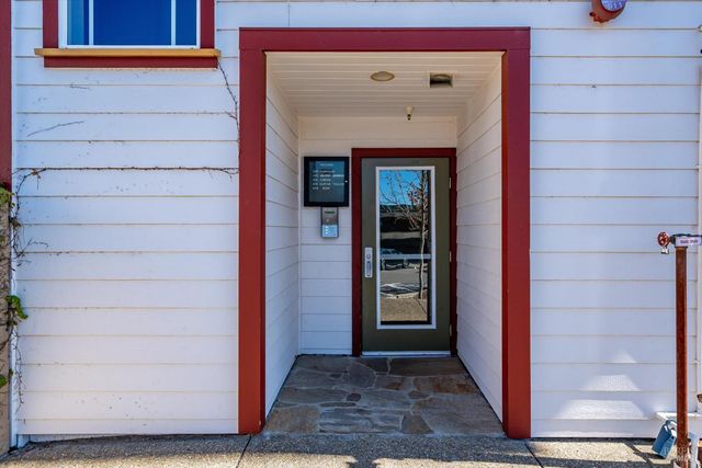 472 Emily Rose Cir, Windsor, CA 95492