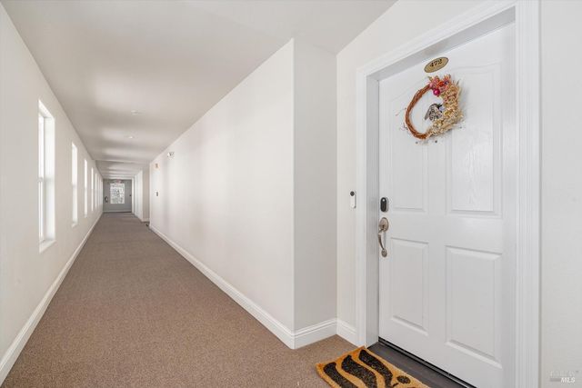 472 Emily Rose Cir, Windsor, CA 95492