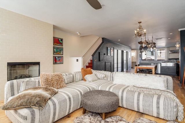 472 Emily Rose Cir, Windsor, CA 95492