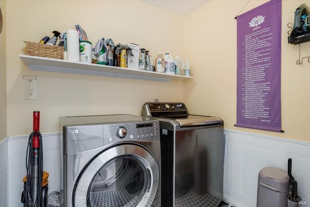 472 Emily Rose Cir, Windsor, CA 95492