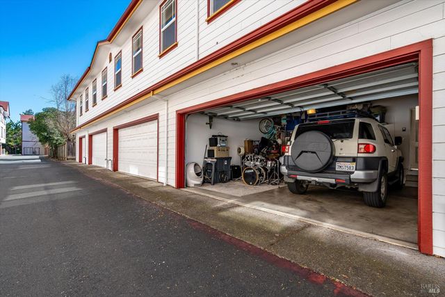 472 Emily Rose Cir, Windsor, CA 95492