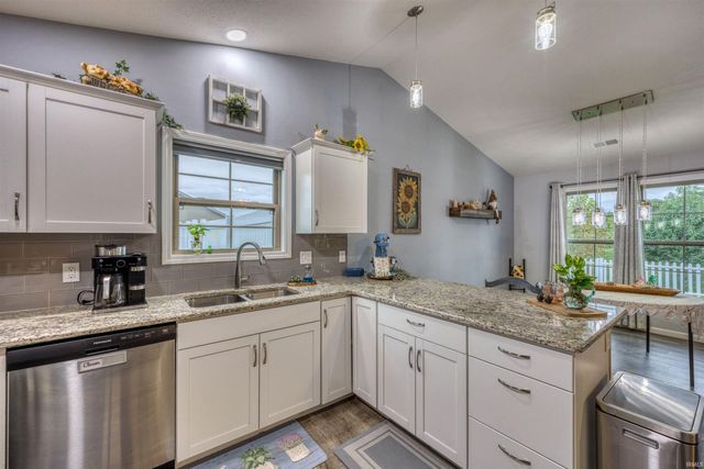 414 Mallard Circle, Chandler, IN 47610