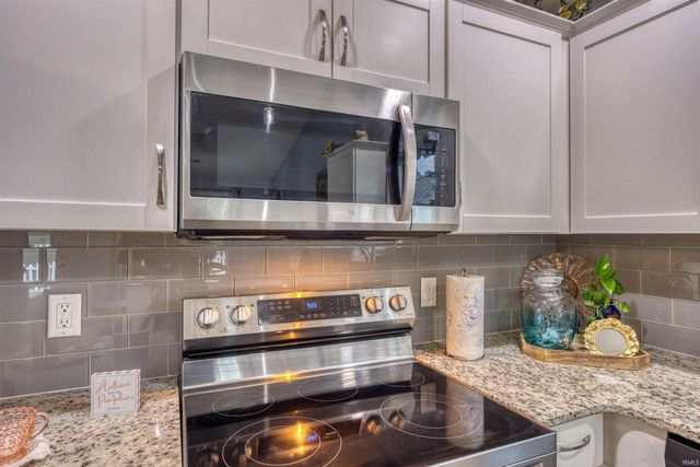 414 Mallard Circle, Chandler, IN 47610