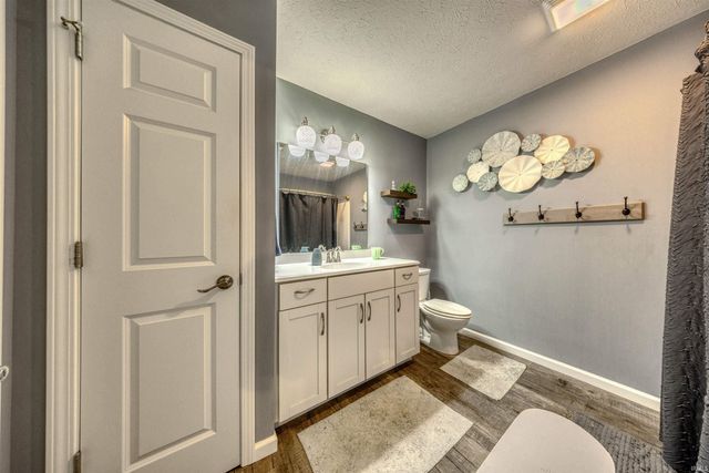 414 Mallard Circle, Chandler, IN 47610
