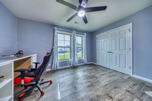 414 Mallard Circle, Chandler, IN 47610