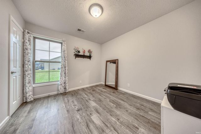 414 Mallard Circle, Chandler, IN 47610