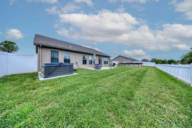 414 Mallard Circle, Chandler, IN 47610