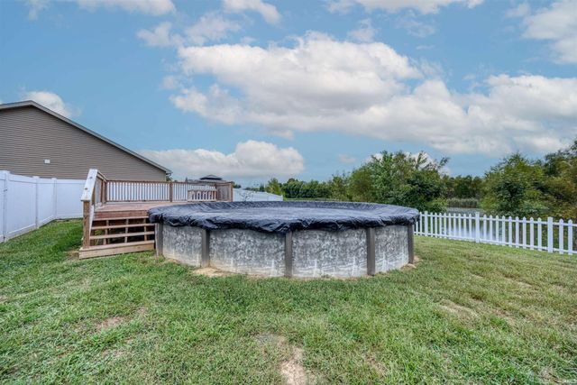 414 Mallard Circle, Chandler, IN 47610