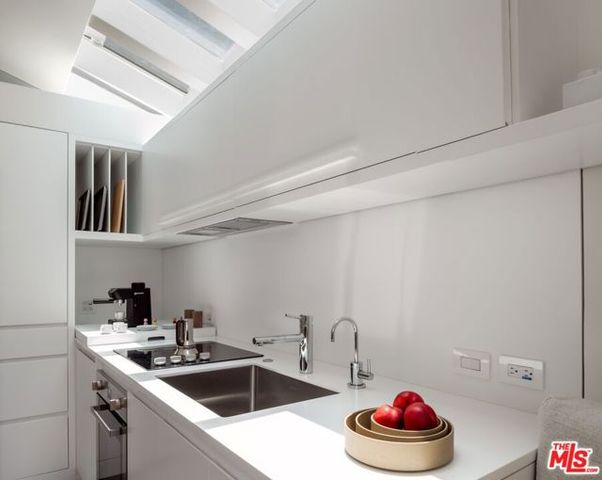 1060 Nowita Place, Venice (los Angeles), CA 90291