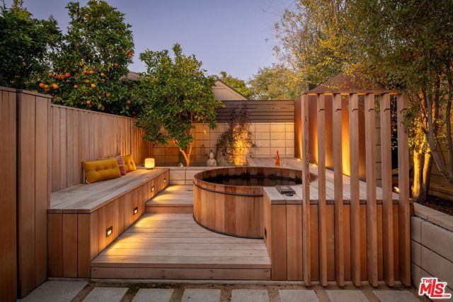 1060 Nowita Place, Venice (los Angeles), CA 90291