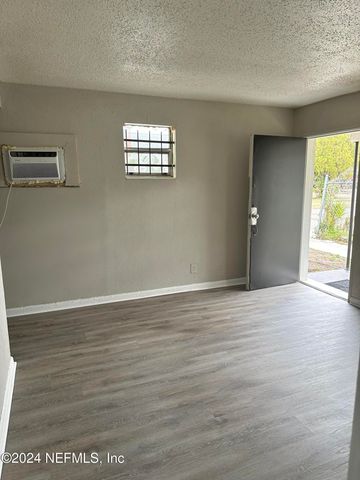112 W 17TH Street, Jacksonville, FL 32206