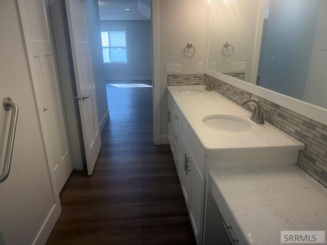 957 Pinewood Avenue, Chubbuck, ID 83202