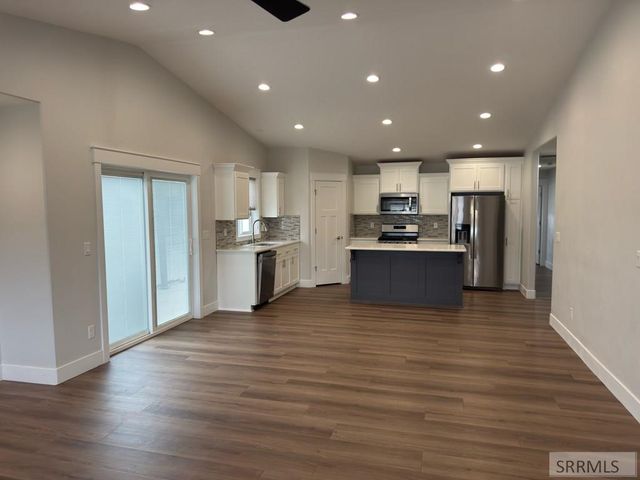 957 Pinewood Avenue, Chubbuck, ID 83202