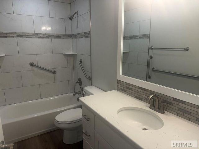 957 Pinewood Avenue, Chubbuck, ID 83202