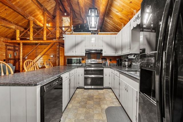203 N View Pointe, Lagrange, GA 30241