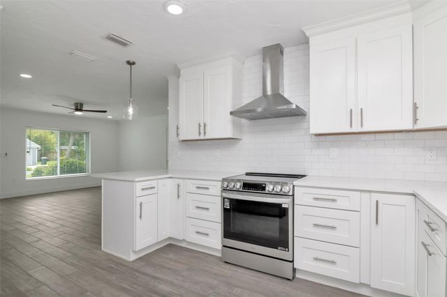 1840 DOUGLAS AVENUE, Dunedin, FL 34698