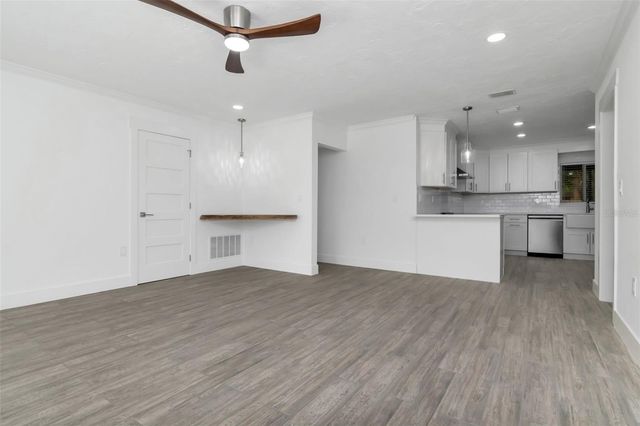 1840 DOUGLAS AVENUE, Dunedin, FL 34698