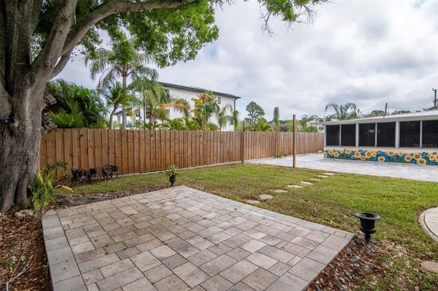 1840 DOUGLAS AVENUE, Dunedin, FL 34698