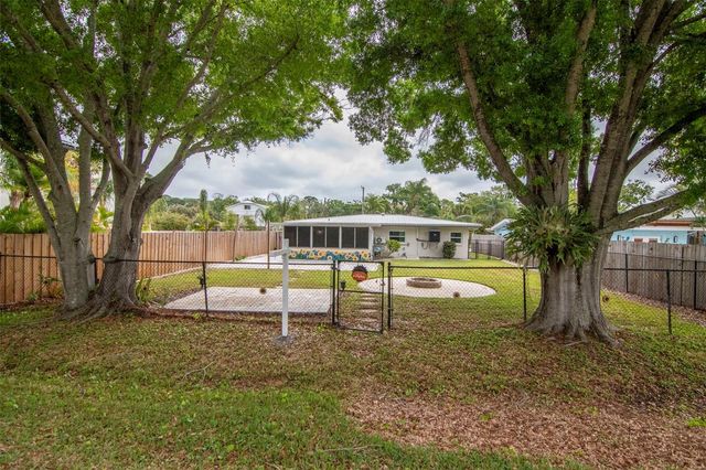 1840 DOUGLAS AVENUE, Dunedin, FL 34698