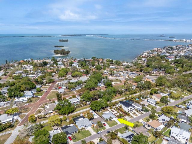 1840 DOUGLAS AVENUE, Dunedin, FL 34698