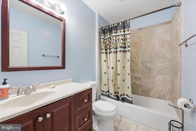 334 N OAKLAND AVE, Runnemede, NJ 08078