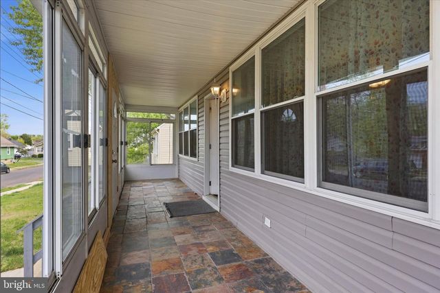 334 N OAKLAND AVE, Runnemede, NJ 08078