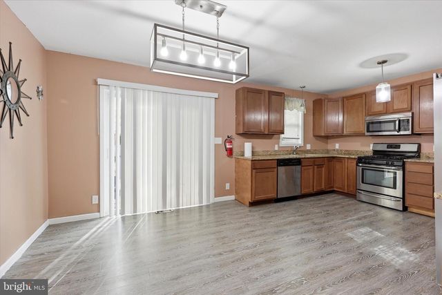 334 N OAKLAND AVE, Runnemede, NJ 08078