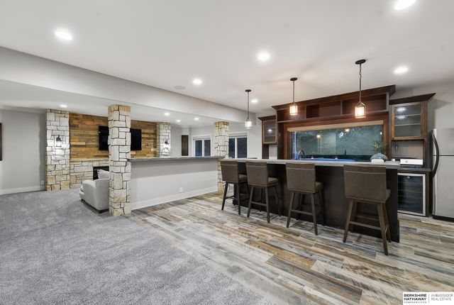 5702 S 239th Street, Elkhorn, NE 68022