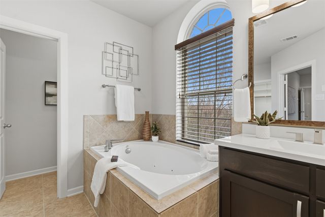 6673 Escena Boulevard, Irving, TX 75039