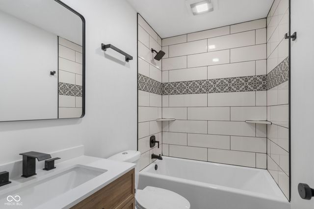 6530 W US Highway 50, North Vernon, IN 47265