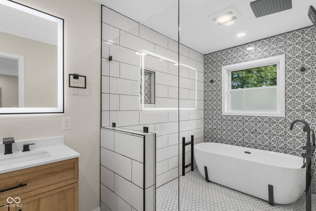 6530 W US Highway 50, North Vernon, IN 47265