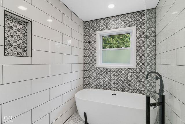 6530 W US Highway 50, North Vernon, IN 47265