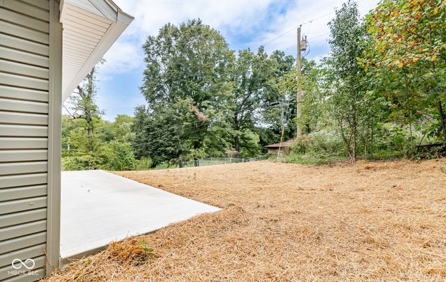 6530 W US Highway 50, North Vernon, IN 47265