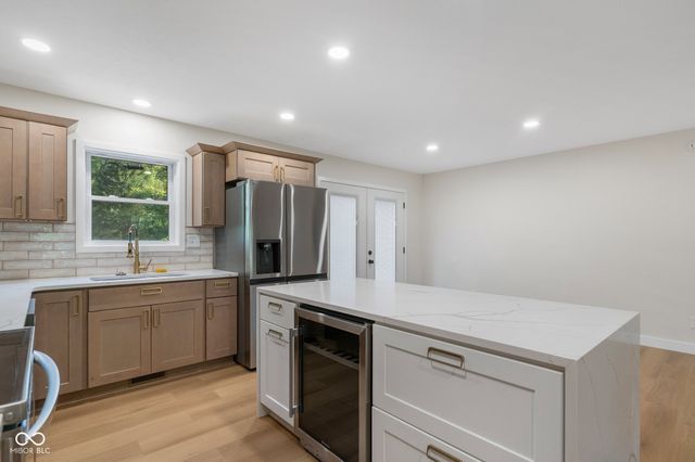 6530 W US Highway 50, North Vernon, IN 47265