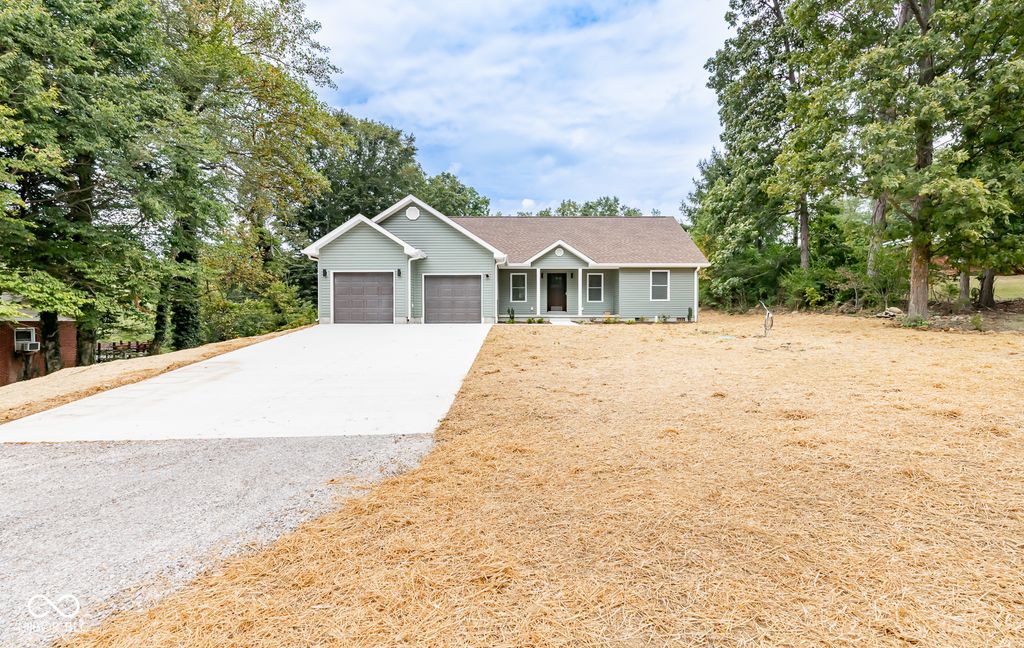 6530 W US Highway 50, North Vernon, IN 47265