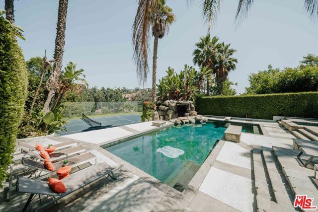 11037 Anzio Road, Los Angeles, CA 90077