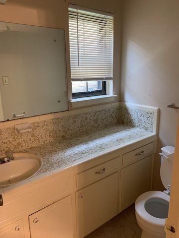 618 Overbluff Street, Channelview, TX 77530