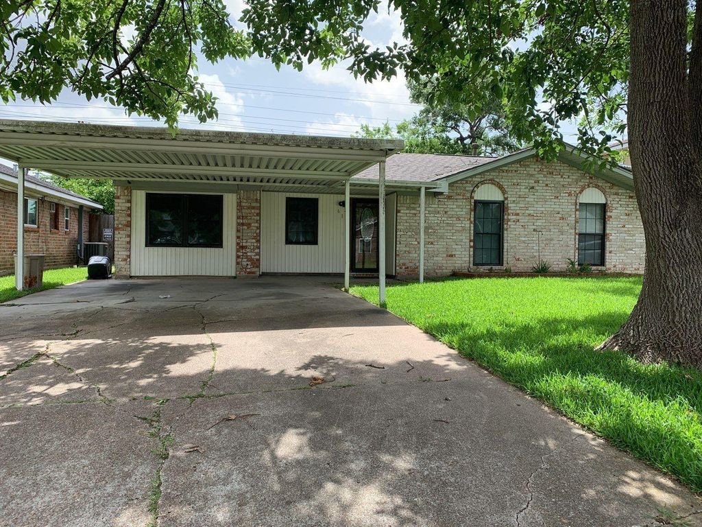 618 Overbluff Street, Channelview, TX 77530