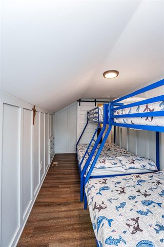 517 S Wythe Street, Pentwater, MI 49449